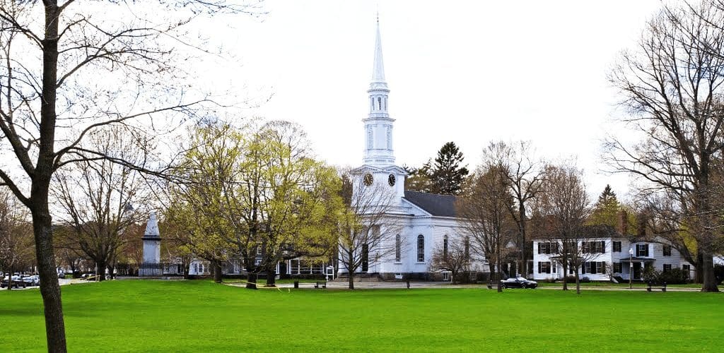 Visit Lexington Battle Green Merrimack Valley Massachusetts