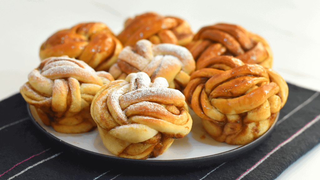 Easy Cinnamon Rolls in muffin pan MerryBoosters