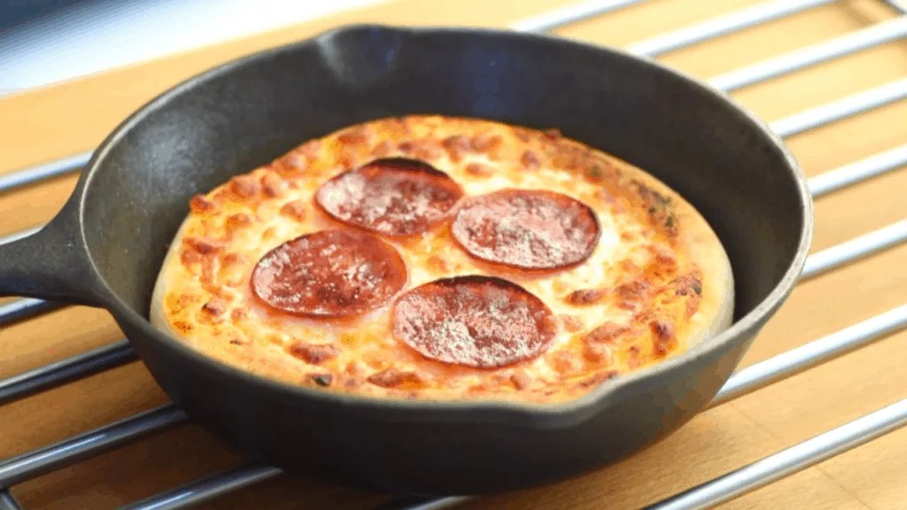 Cast Iron Skillet Pizza Recipe The Best Pan Pizza Recipe MerryBoosters