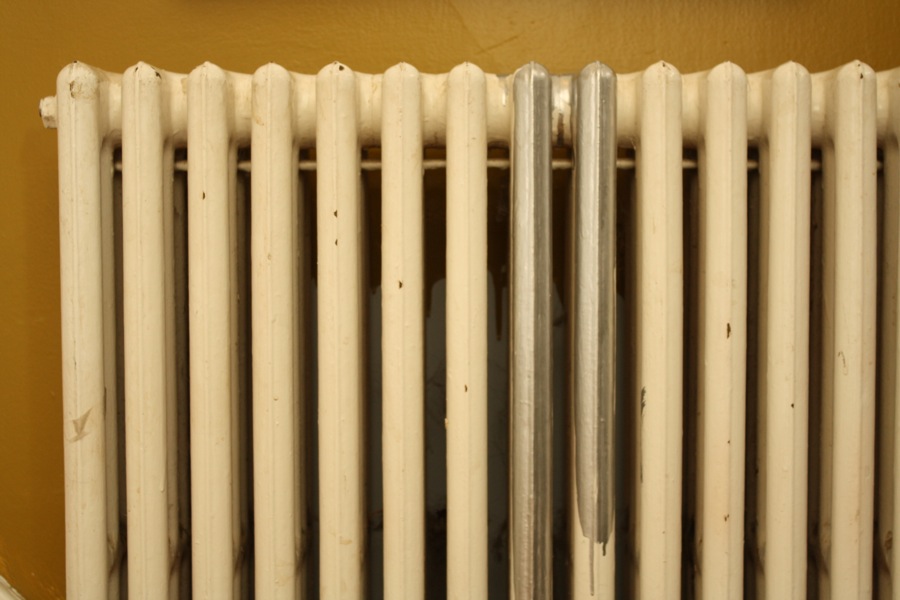 Painting A Cast Iron Radiator With OilBased Paints merrypad