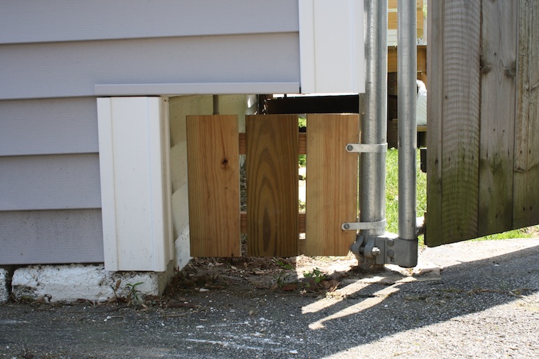 Building DIY Gate To A Fill Gap In The Fence merrypad