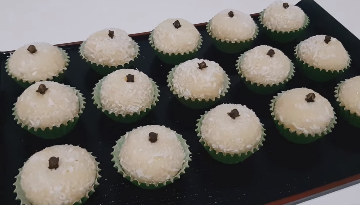 Videoaula completa de como fazer Beijinho de Coco (venda e ganhe