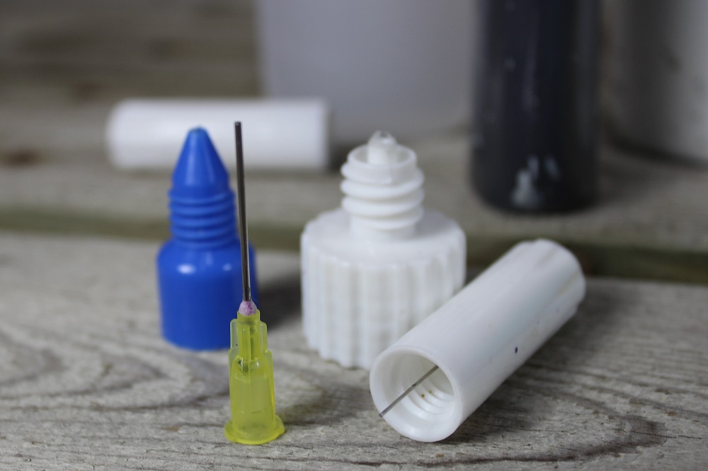 Fine Line Bottles for Acrylic Paint Detailing — Messy Ever After