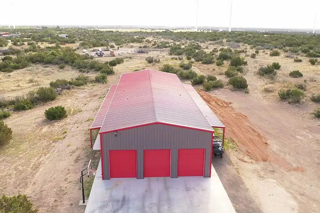 Big Spring, TX 20acres 4,000sqft 3bed 3bath barndo with gym
