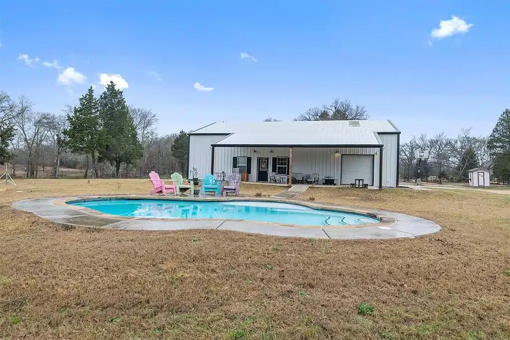 Malakoff, TX 14acre 4bed 3bath Farmhouse Style Barndo