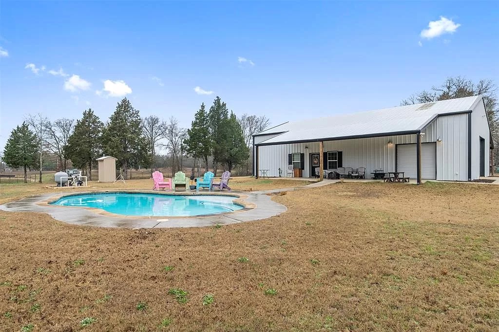 Malakoff, TX 14acre 4bed 3bath Farmhouse Style Barndo