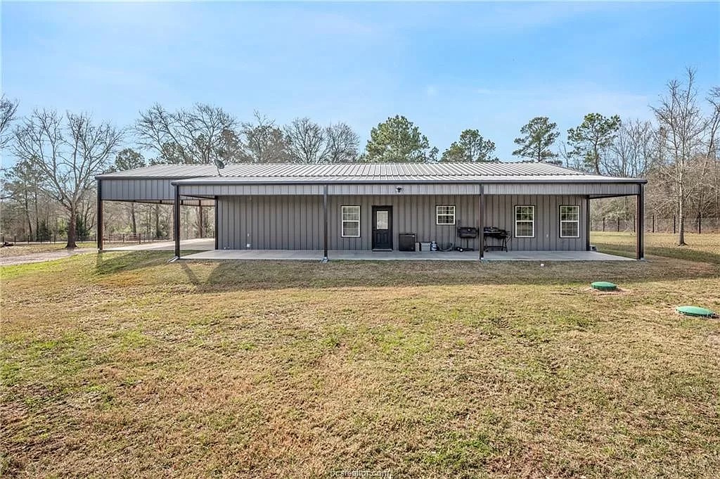 5907 County Road 247, Navasota, TX 77868
