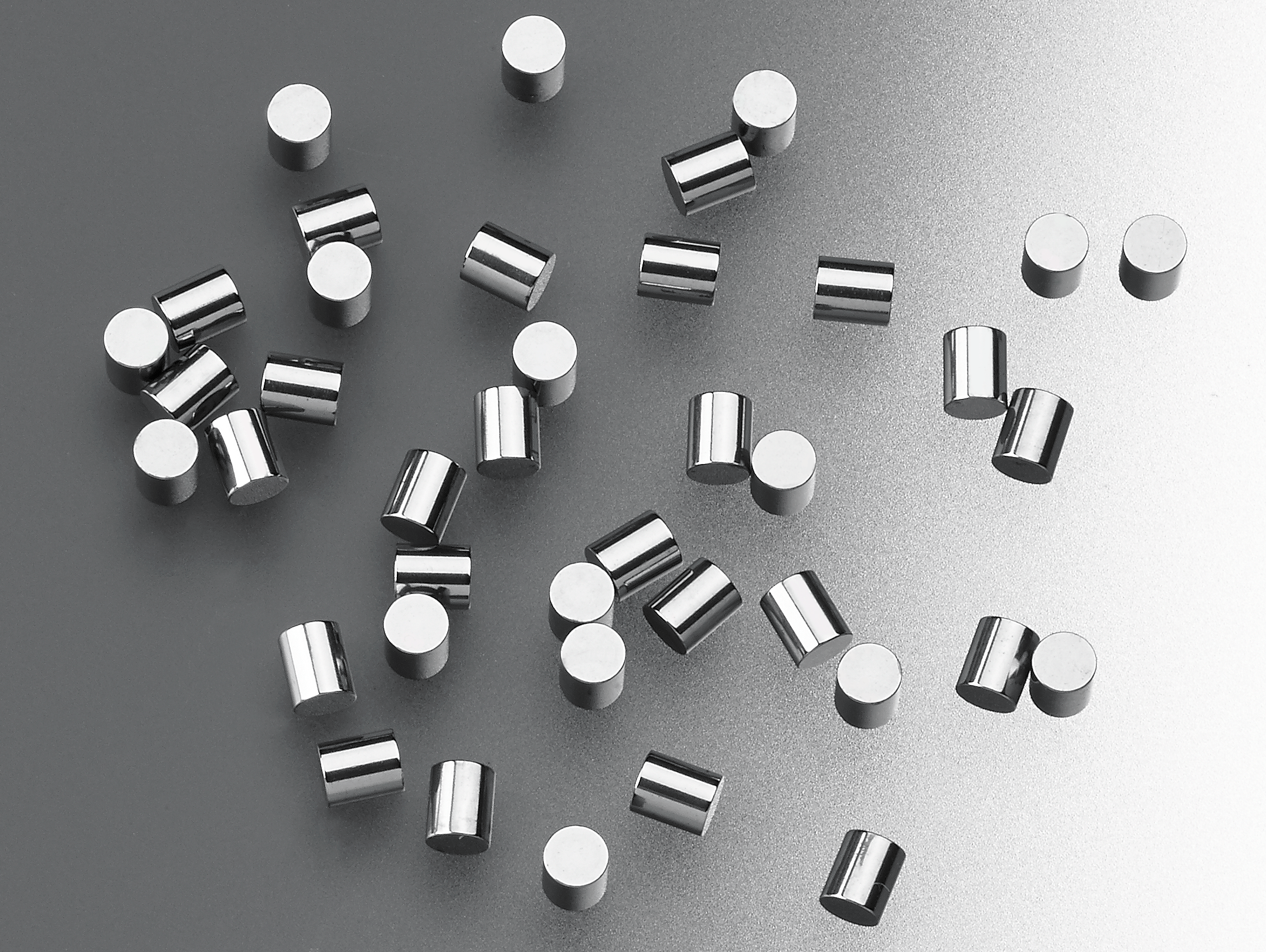 Centerless Ground and Precision Cut Molybdenum Diode Mounting Stud
