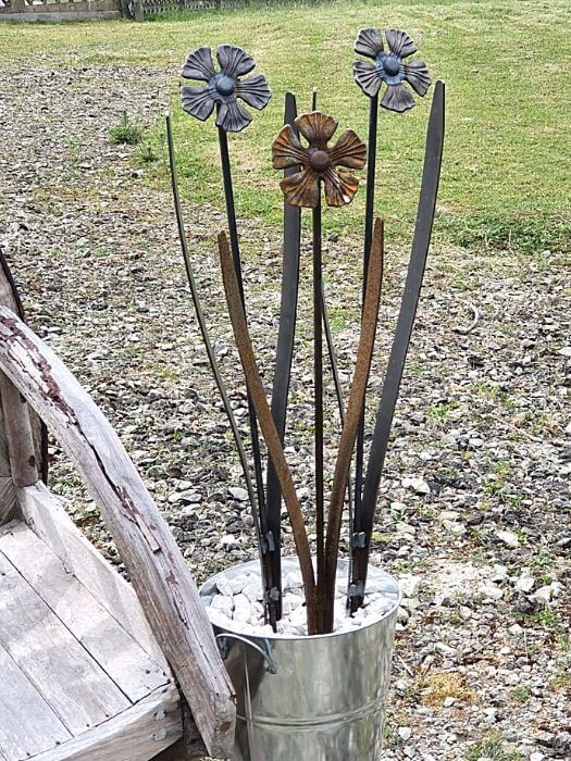 Rustic Daisy Metal Flower Metal Garden