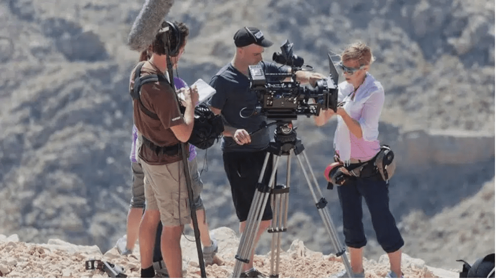 Production Assistant Jobs 2022