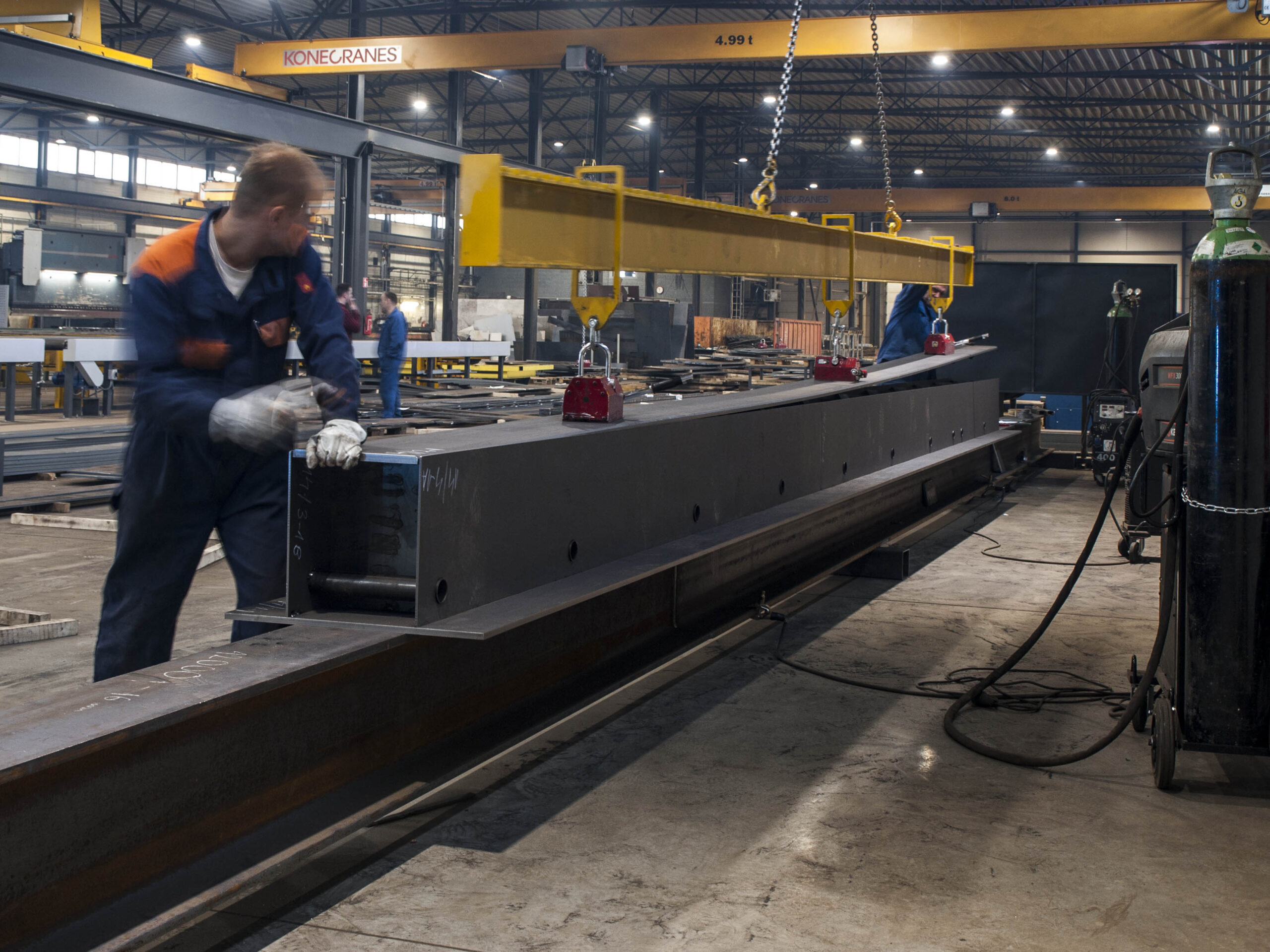 Welded beams Metest Producing of Welded beams, NSCProfiles, Steel plate cutting