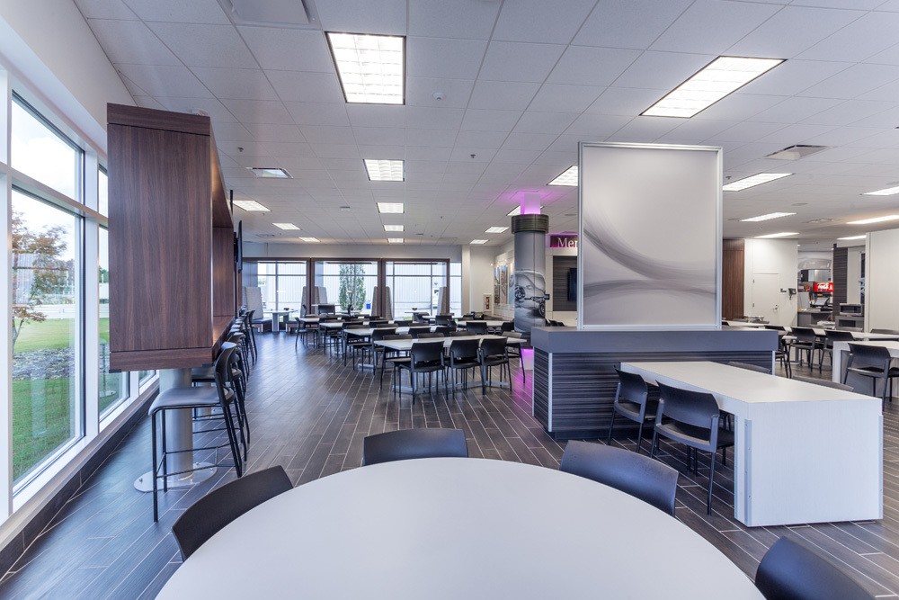 Mercedes Benz Body Shop Cafe Method1 Interiors