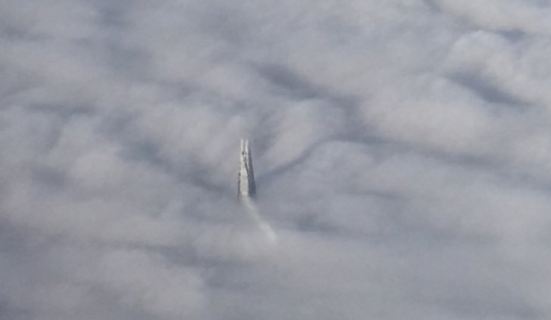 This is what it's like to land an aircraft in dense fog at London