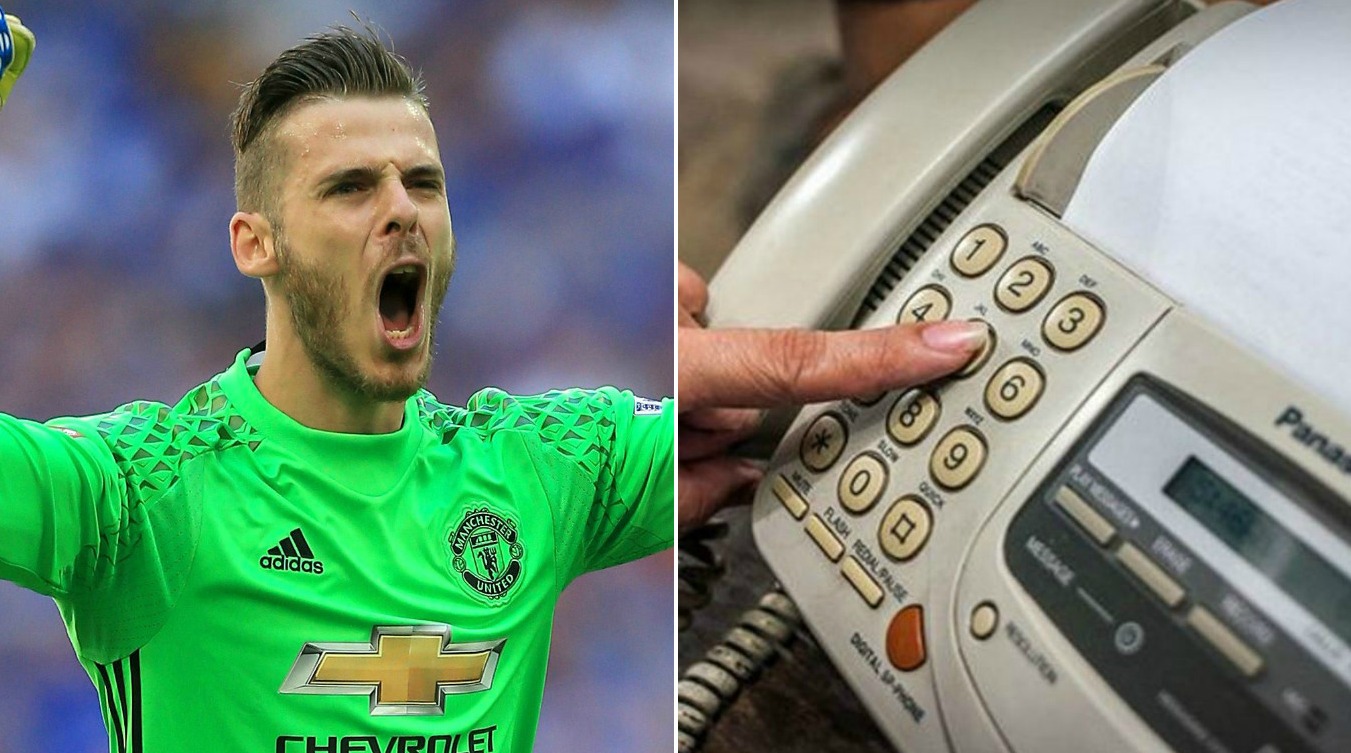 Man United fans celebrate 'Fax Machine Day' one year after David de Gea