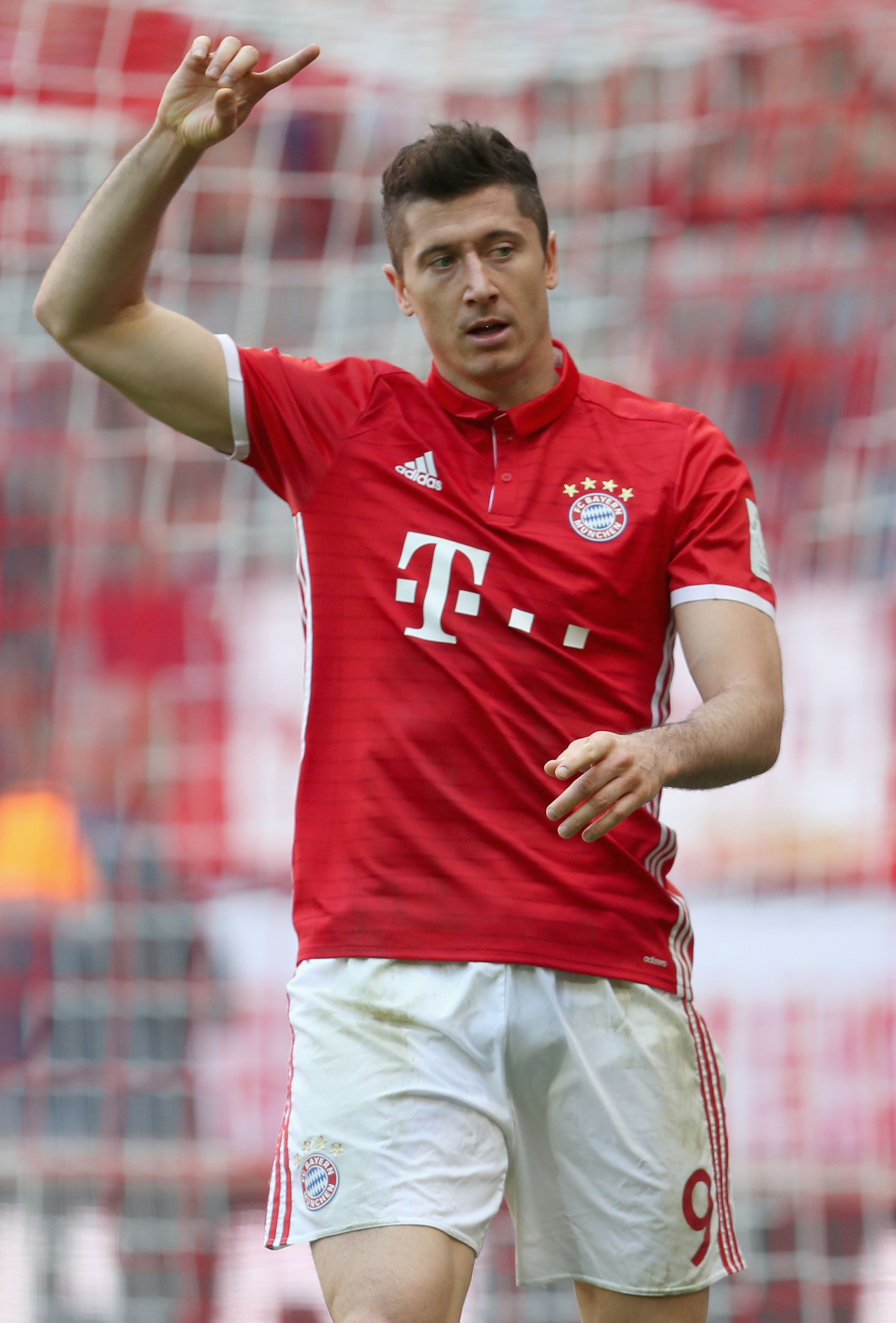 Manchester United transfer news Robert Lewandowski hopes revived after