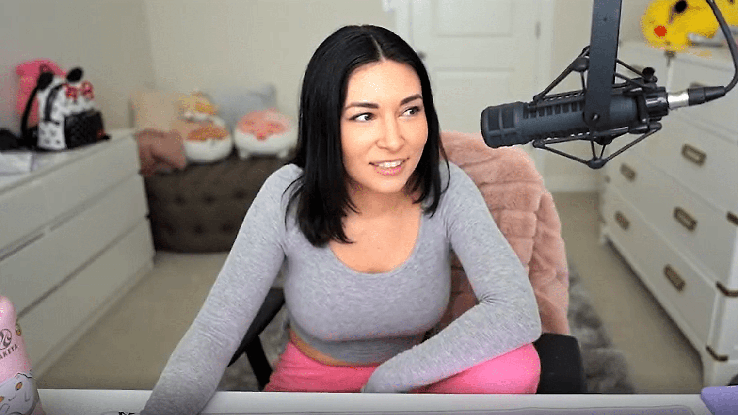 Netflix wants to make an Alinity OnlyFans documentary | Metro News
