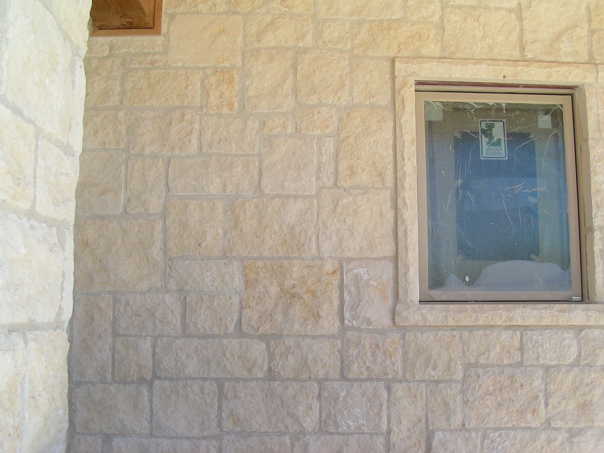 Austin Cream Limestone Metro Brick & Stone Co