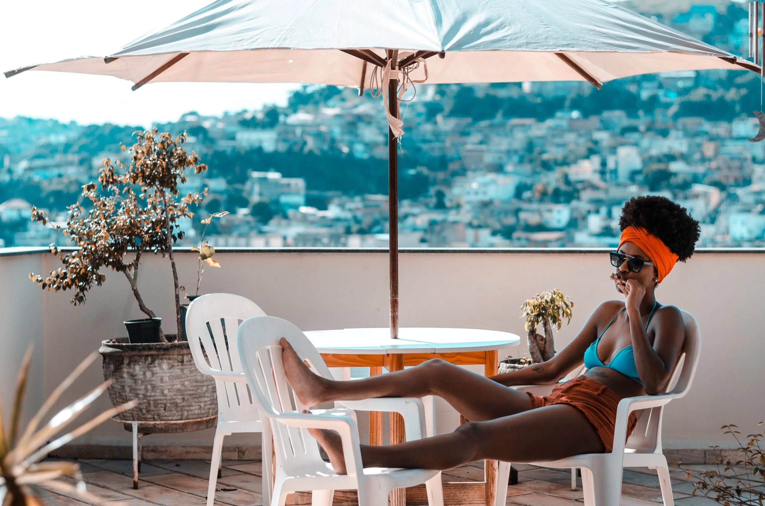 Travel for Less How to Take a Luxury Vacation on a Budget Metro