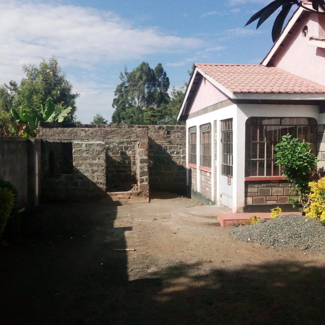 THREE BEDROOM HOUSE FOR SALE NAKURU, EDEN KIAMUNYI Metrocosmo LTD