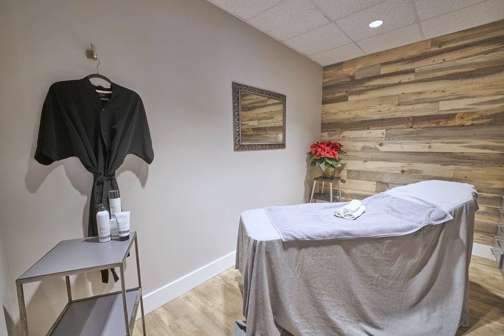 Mens Hair Salon Near Me FOR MEN Salon and Spa