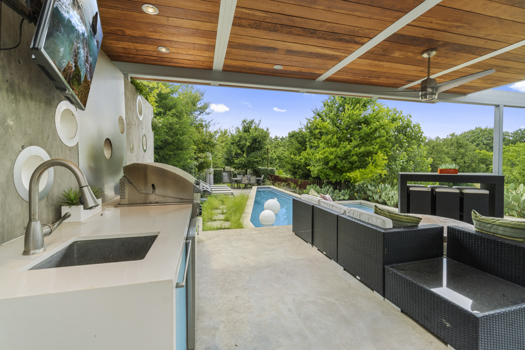 Zillow 3D Home Tours in Dallas, Fort Worth, Frisco, McKinney Street