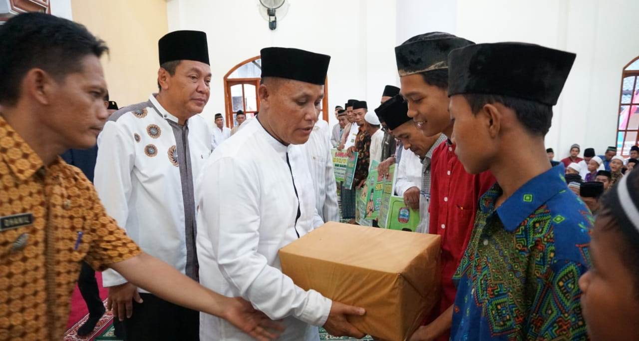Plt Bupati Lamsel Nanang Safari Ramadan ke Penengahan – Berita Jempol