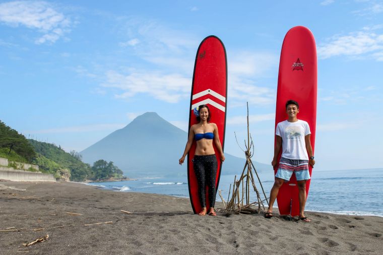 A Guide to the Best Spots to Surf in Japan Living Metropolis Japan