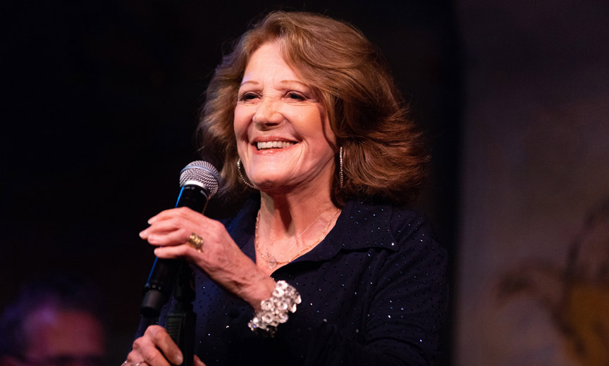 Linda Lavin and Billy Stritch are “The Best of Friends” at Café Carlyle