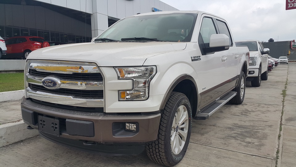 Mexico auto sales peak in November, yet remain 5.4 lower than last year