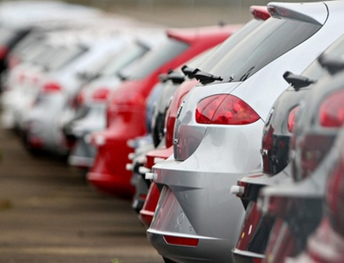 Mexico auto sales dropped in October less than previously reported