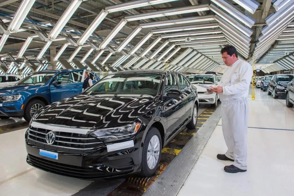 10 automotive plants to halt operations in Mexico over COVID19