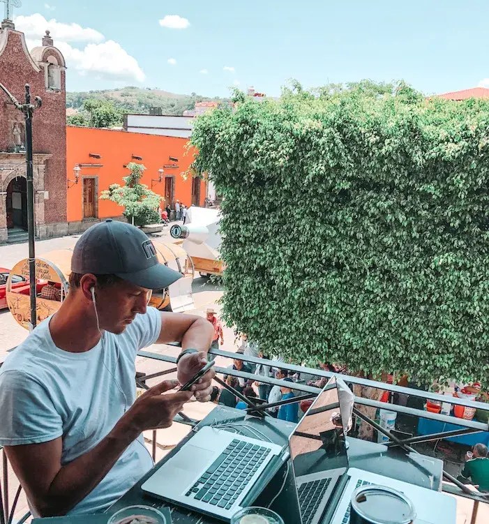 Americans search for housing to purchase or rent in Mexico increases