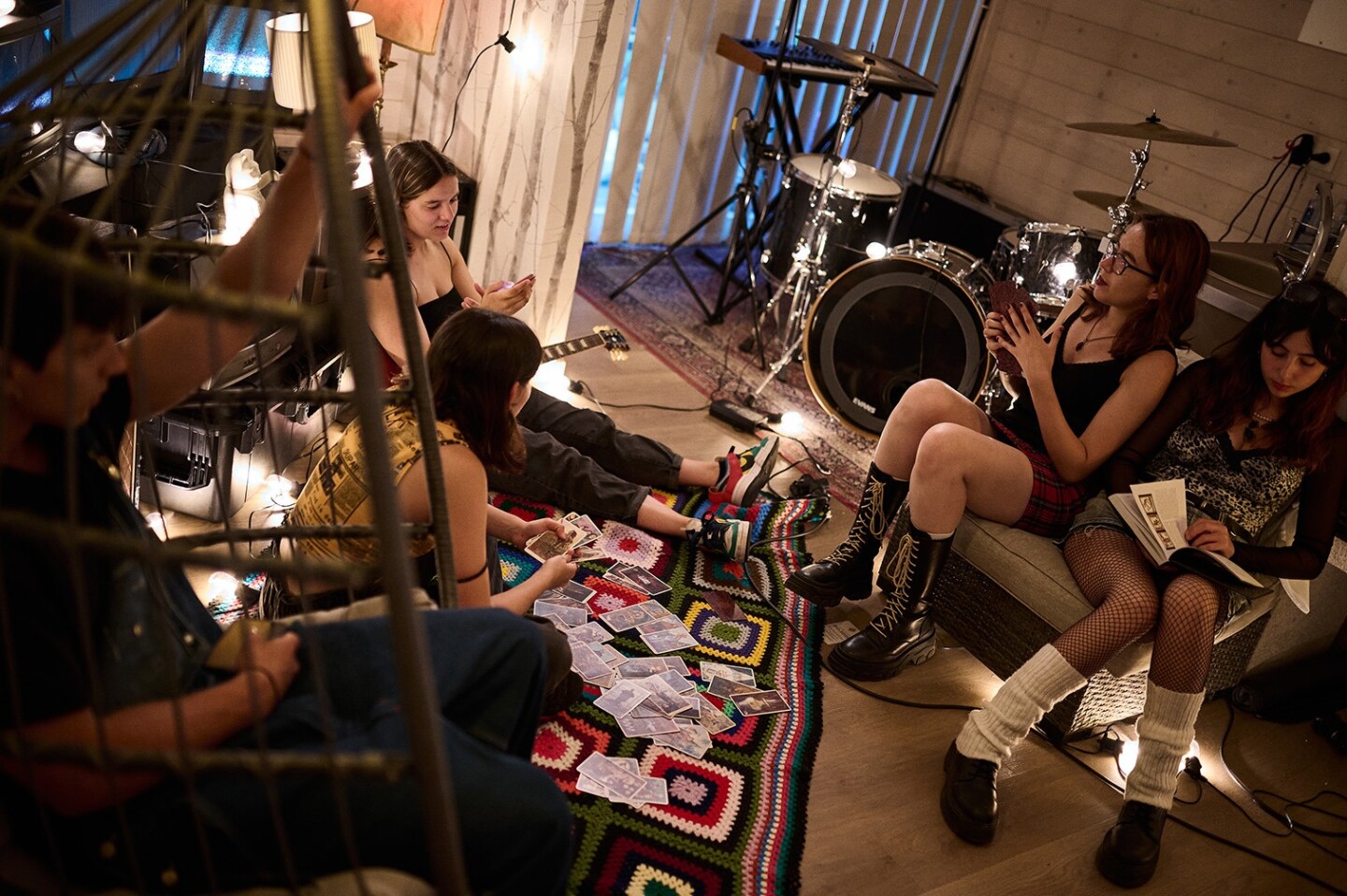 Furious Monkey House estrena sencillo “Staying in the Sun” y álbum