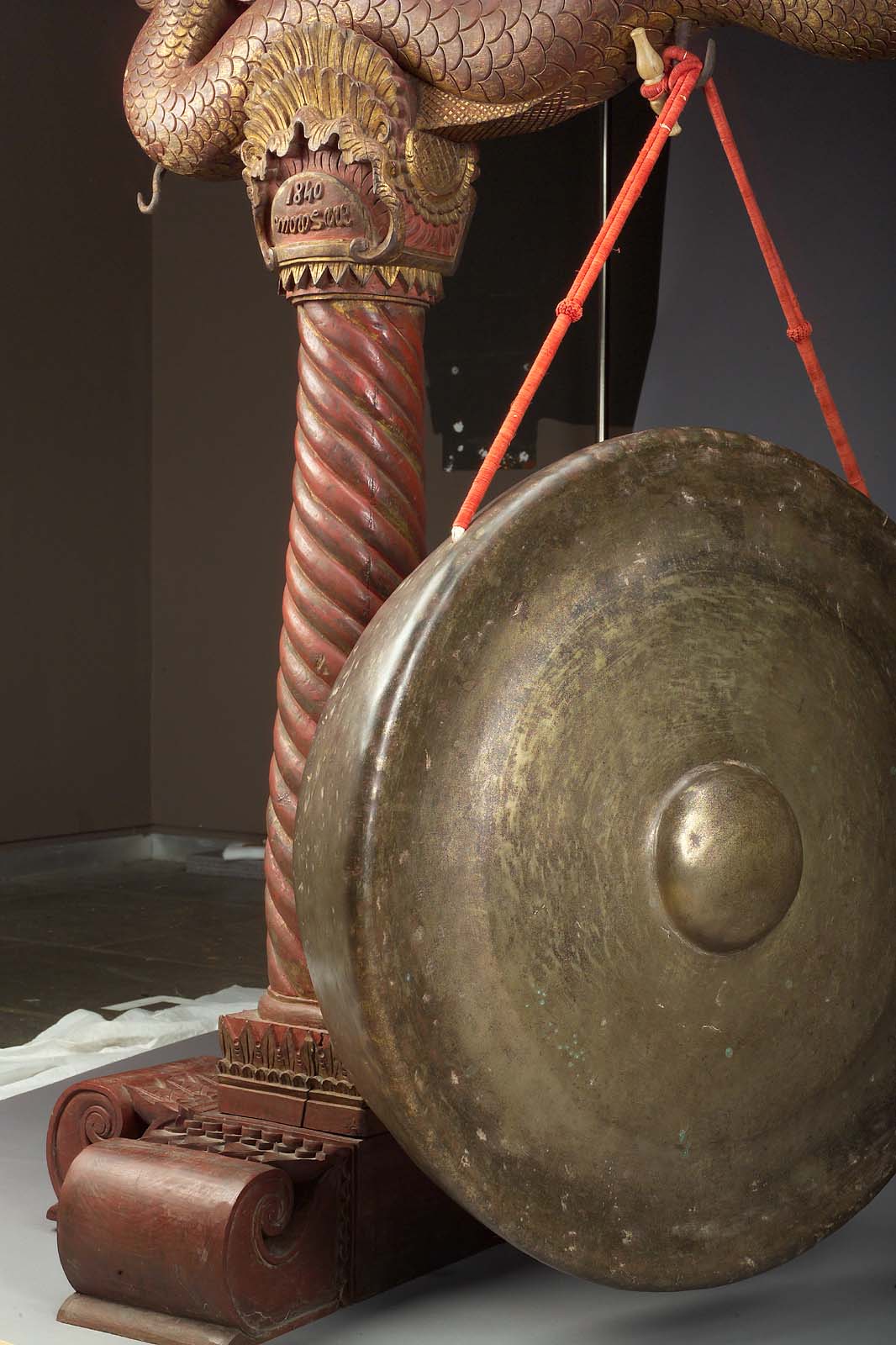 Gongs (gong ageng) Museum of Fine Arts, Boston