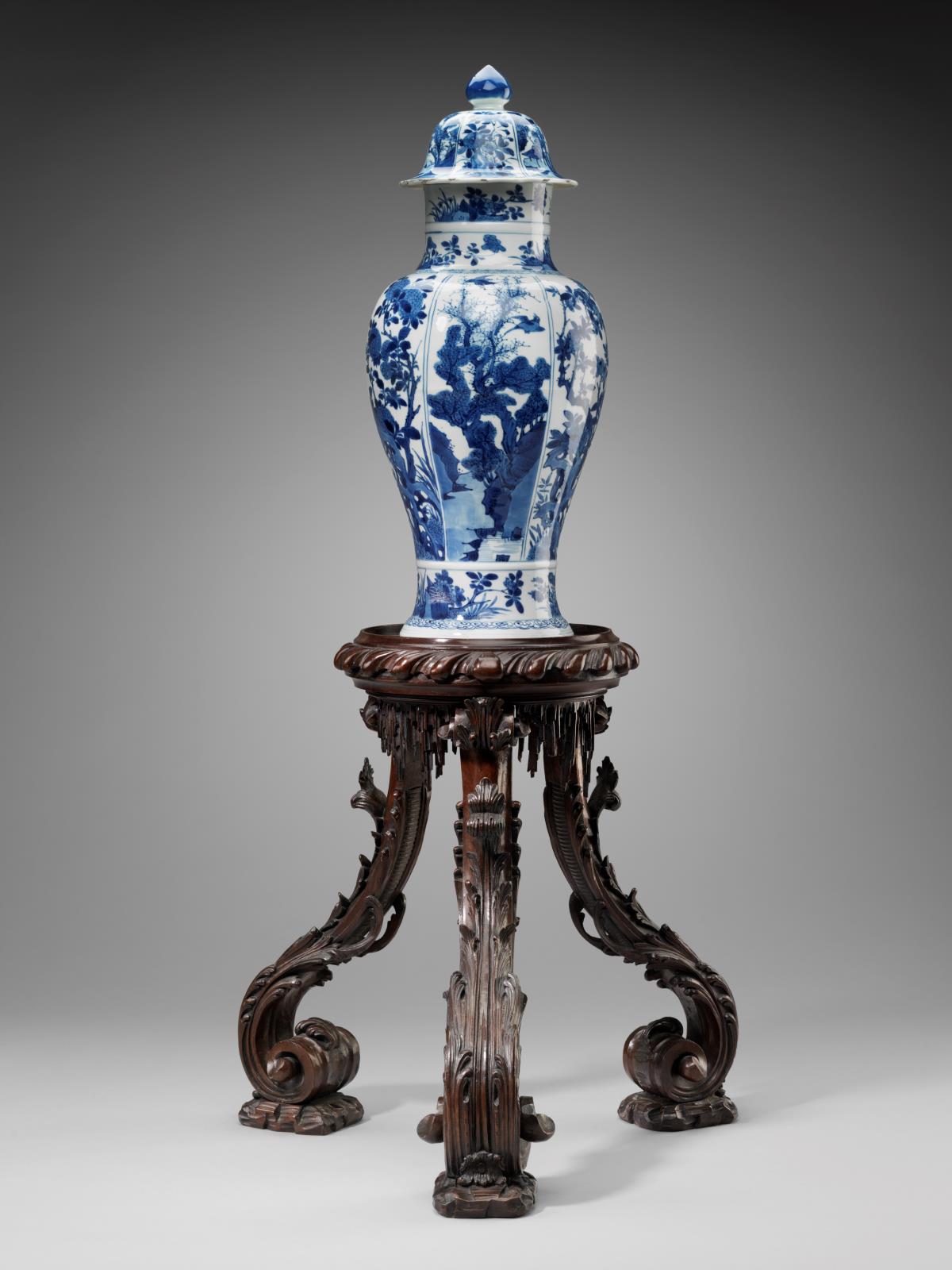 Pair of vase stands Museum of Fine Arts, Boston