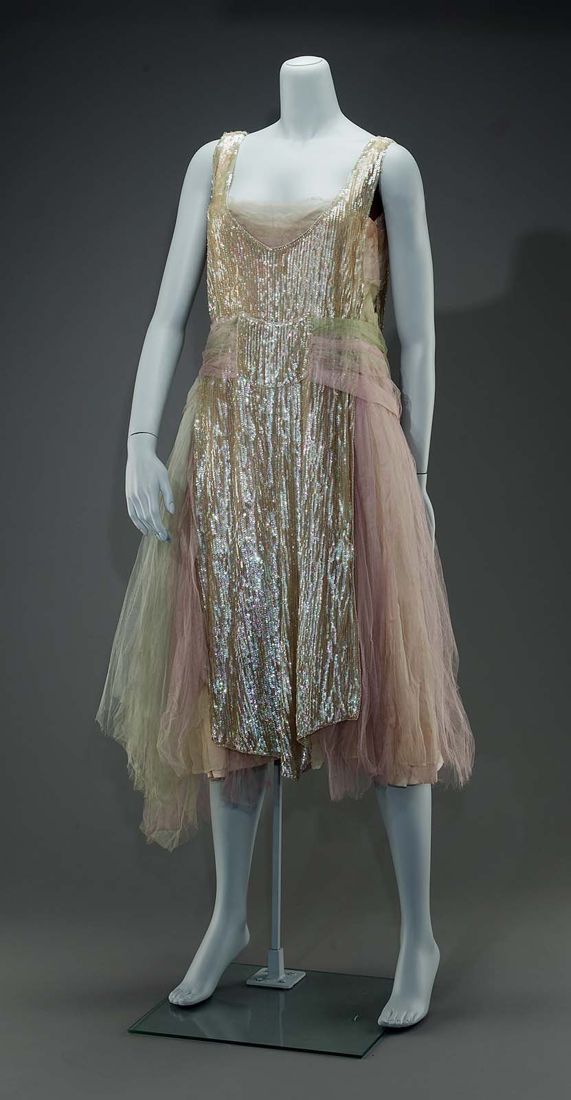 Evening dress Museum of Fine Arts, Boston