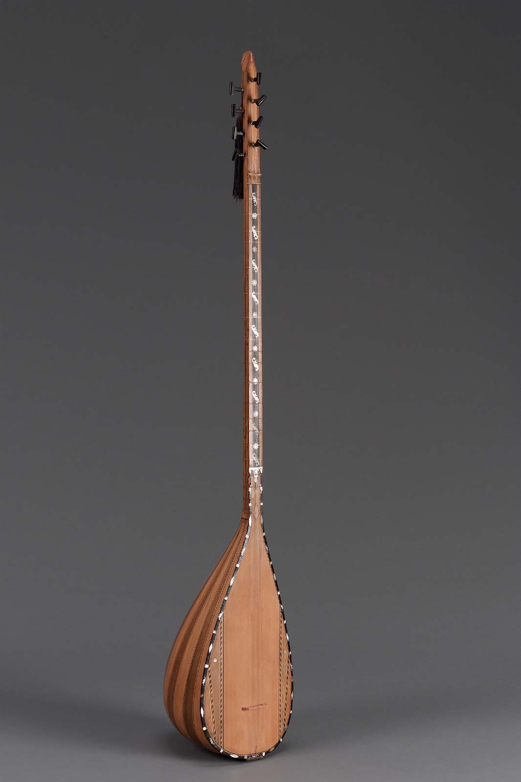 Middle Eastern Instruments Museum of Fine Arts, Boston