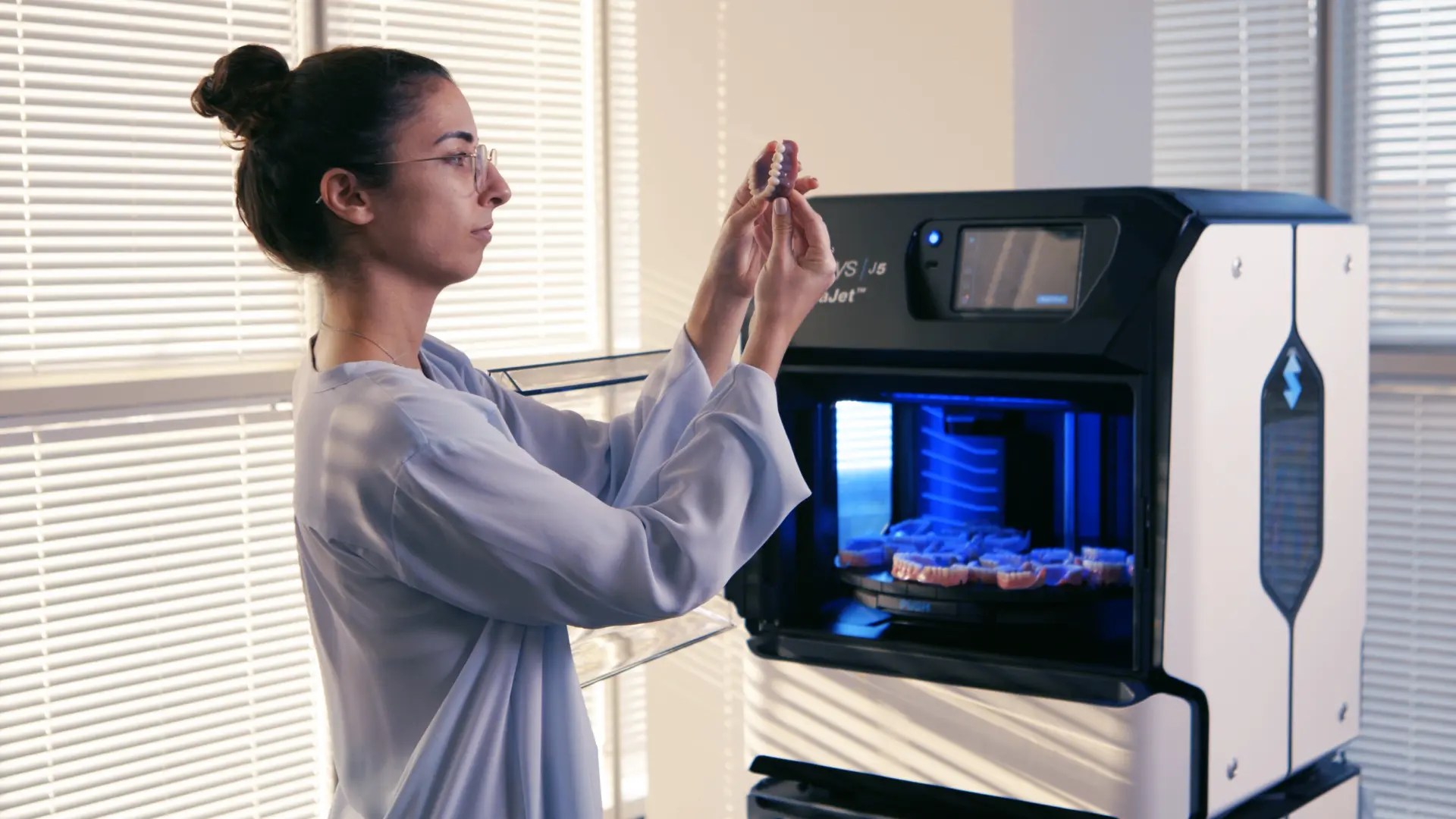 Stratasys J5 DentaJet Dental 3D Printer