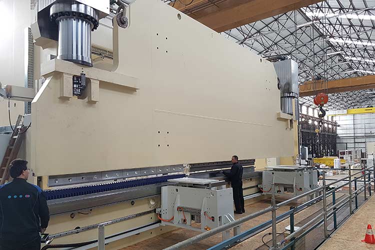 LVD constructs 1600ton press brake MfgTechUpdate