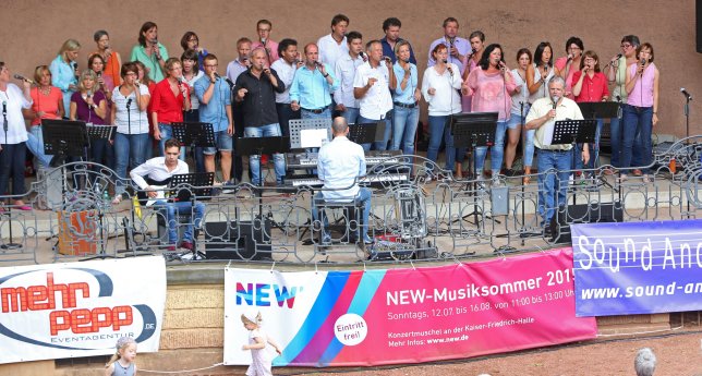 NEWMusiksommer 2016 17. Juli 2016 Auftakt in Mönchengladbach mit den „Teletunes“ und