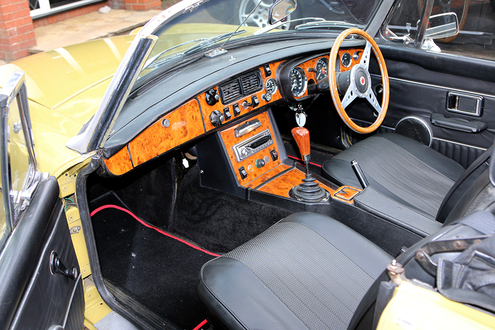 MGB Roadster For Sale In A Very Rare Color Lime Flower Green