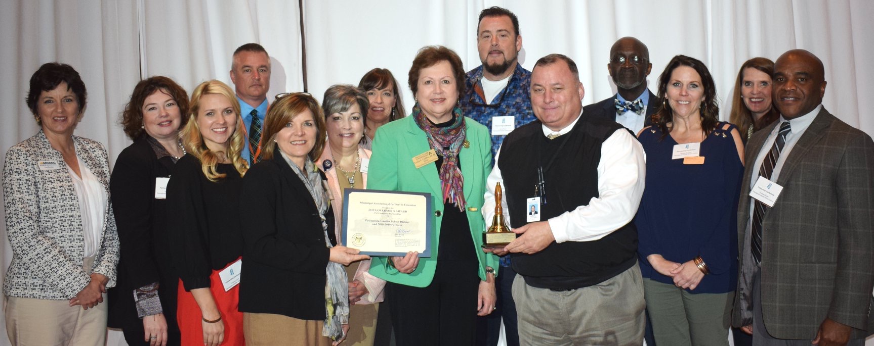 MGCCC recognized for outstanding partnership with PascagoulaGautier School District