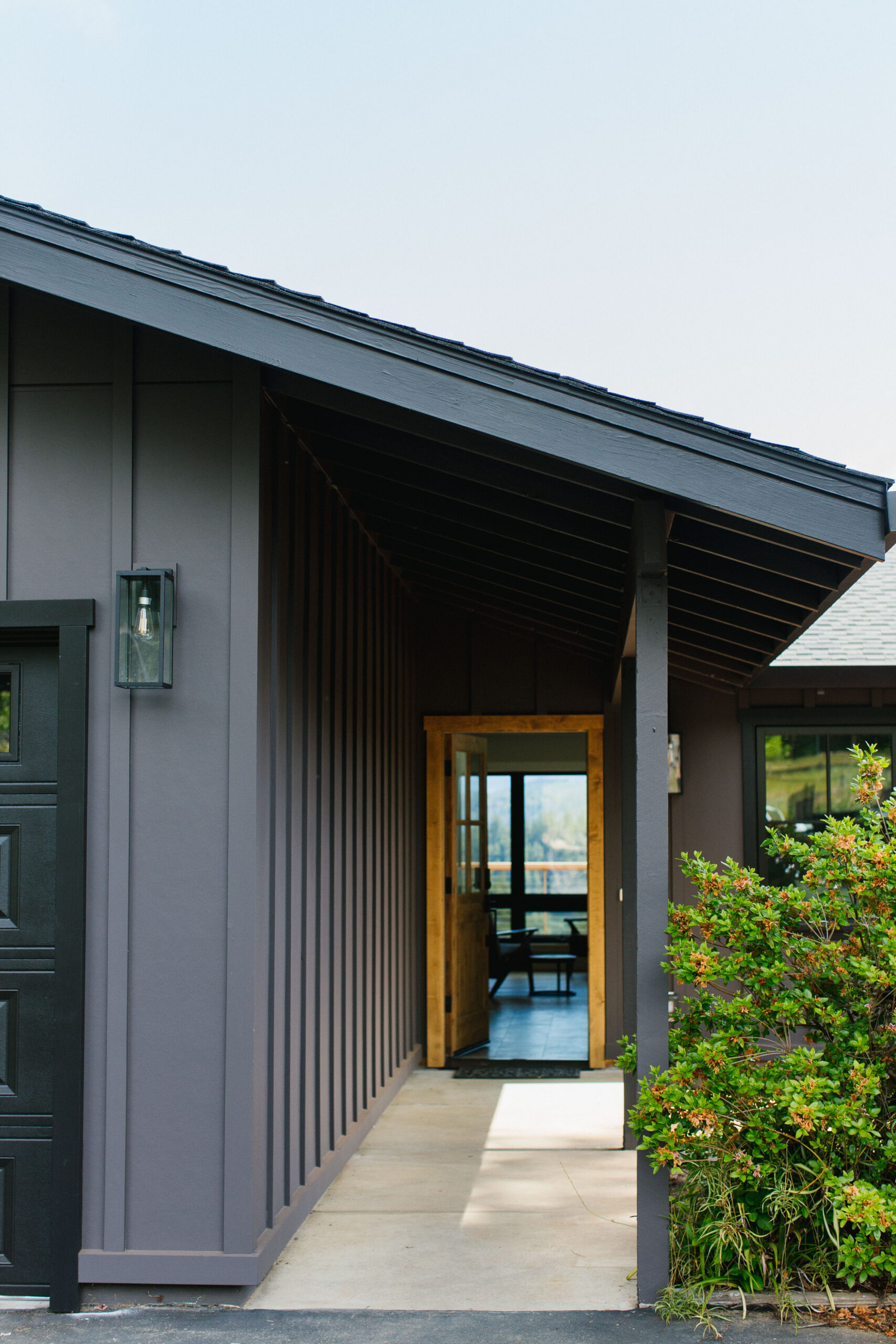 MODERN MOUNTAIN FARMHOUSE MG Custom Builders