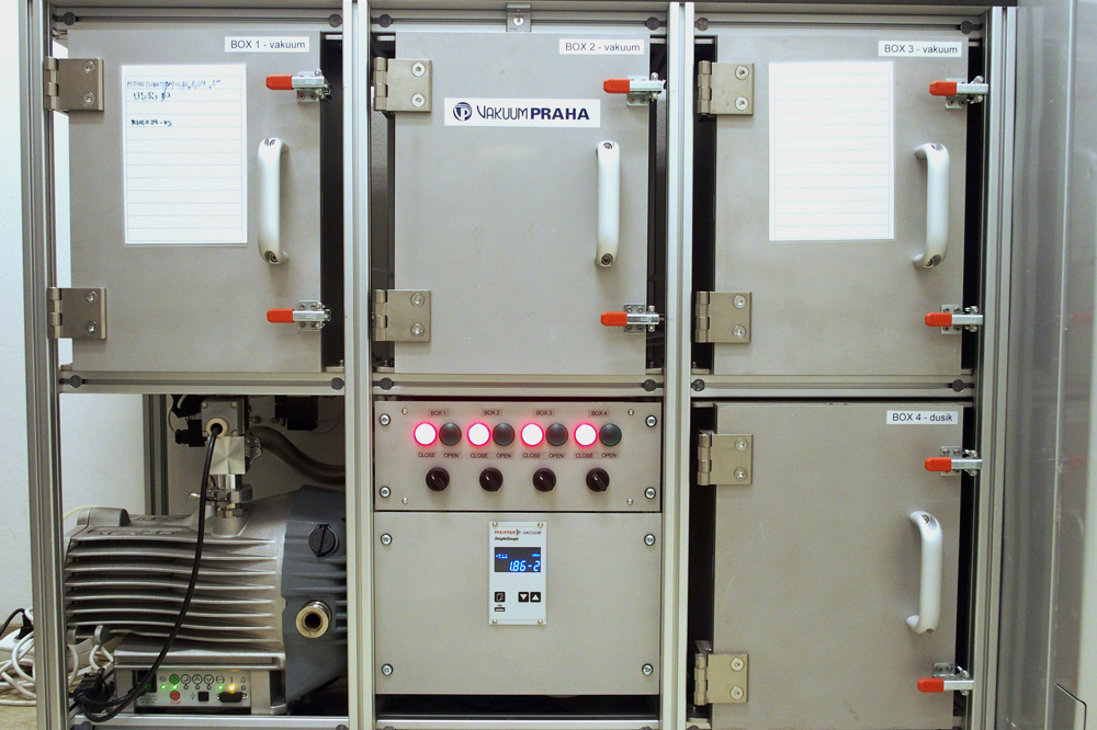 Vacuum boxes MGML.eu