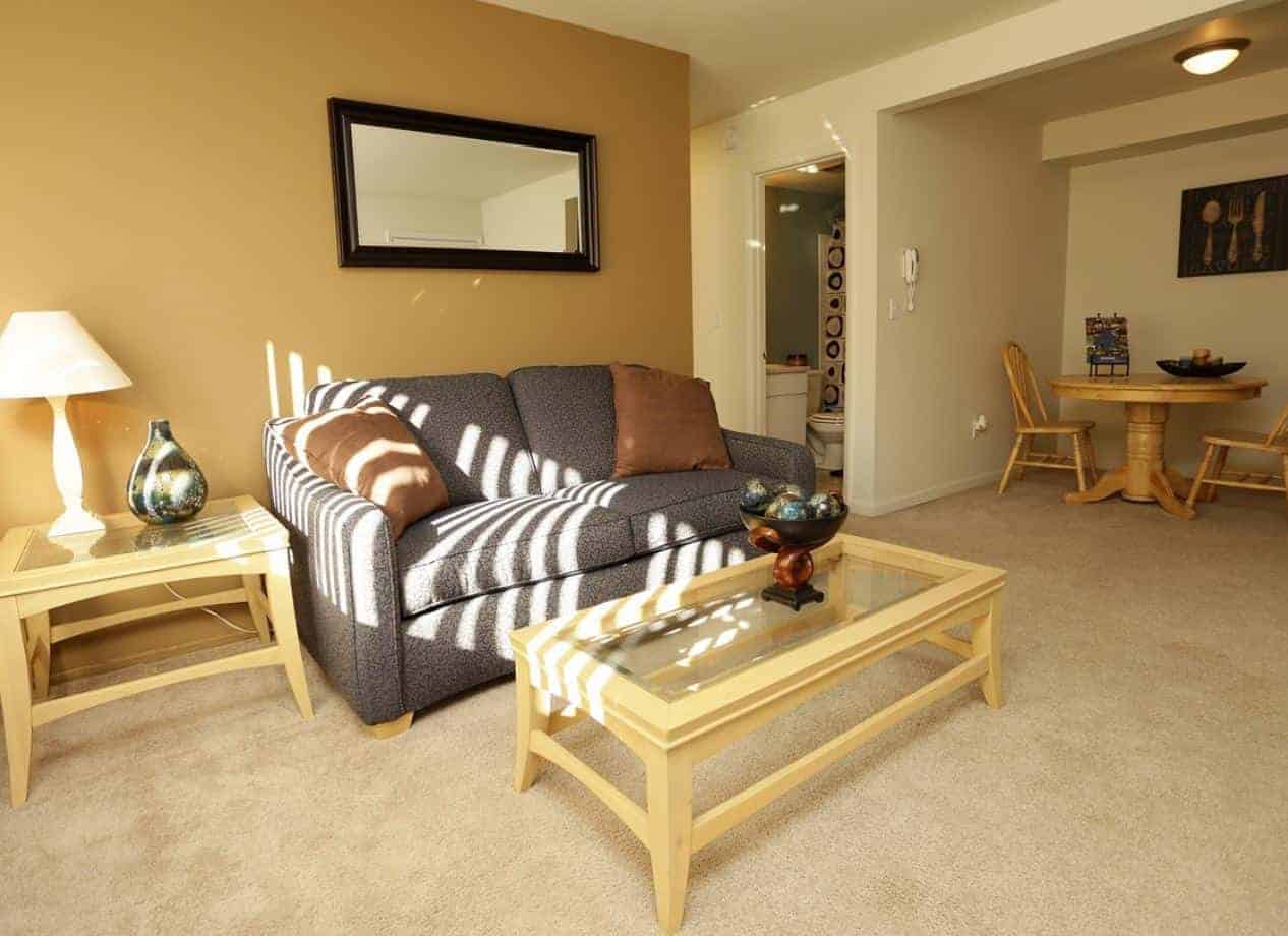 Deer Run Apartments, 4307 Duke St., Kalamazoo, MI 49008 MGM Property