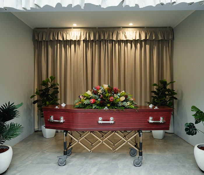Gallery1 Michael Hutchinston Funerals