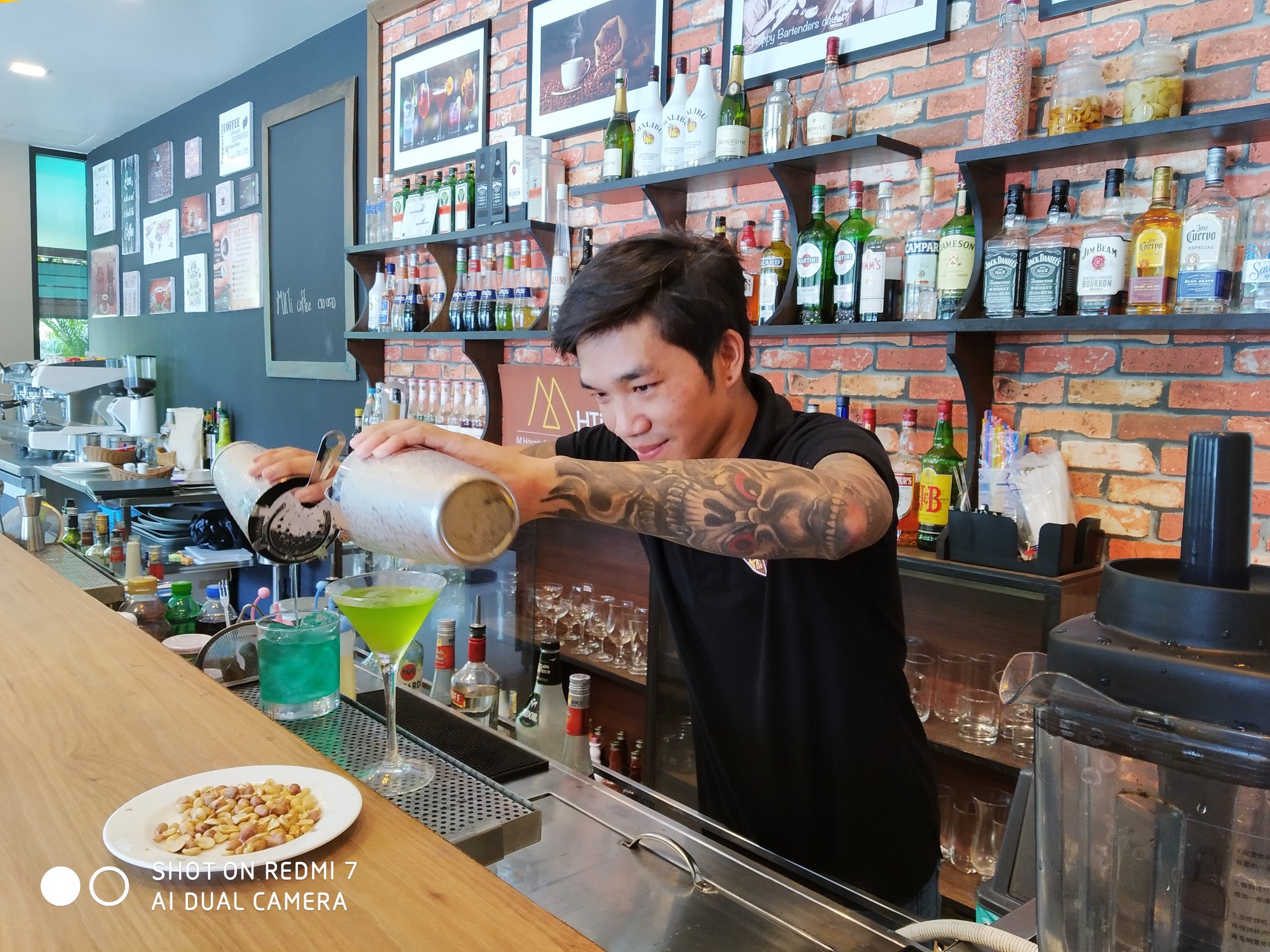 Professional Bartending Course MHTi