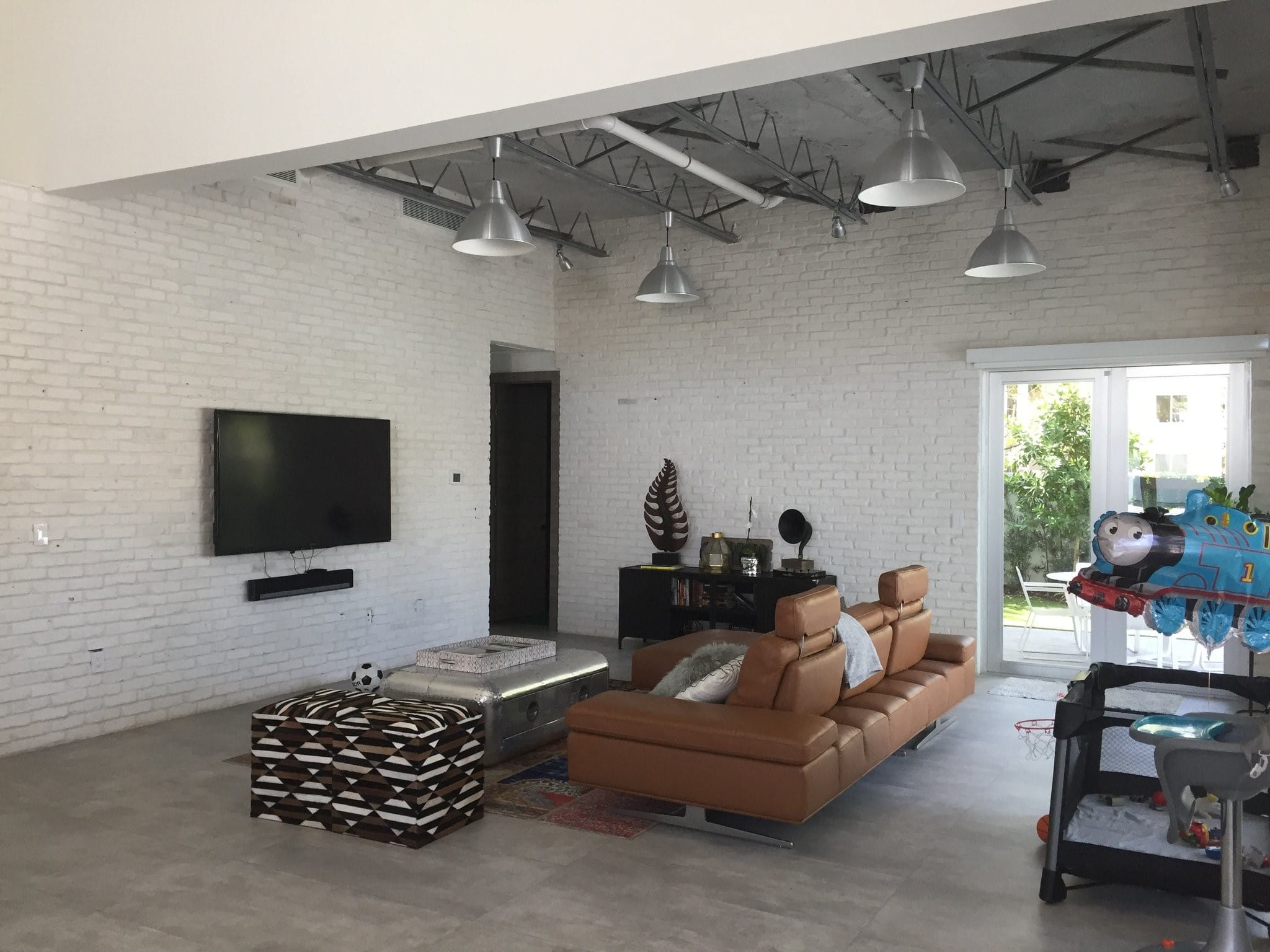 Chicago Style Brick Veneers Pure White Color