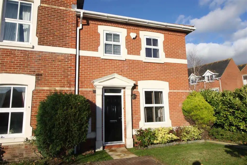 9 Clarence Place, Christchurch Michael Adam Estate Agents