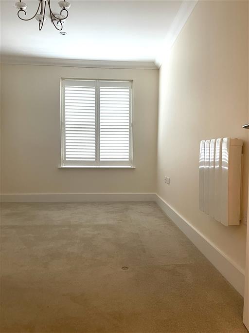 Apartment 10 Fleur de lis, 41 High Street, Christchurch BH23 1AS